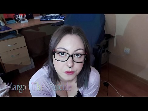 ❤️ Kynþokkafull stelpa með gleraugu sýgur dildó djúpt á myndavélinni ❤️❌ Bara klám á klám is.sexvideosex.top ﹏