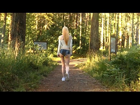❤️ Falleg kona hreyfir sig hægt, ekki nektarmyndband ❤️❌ Bara klám á klám is.sexvideosex.top ﹏
